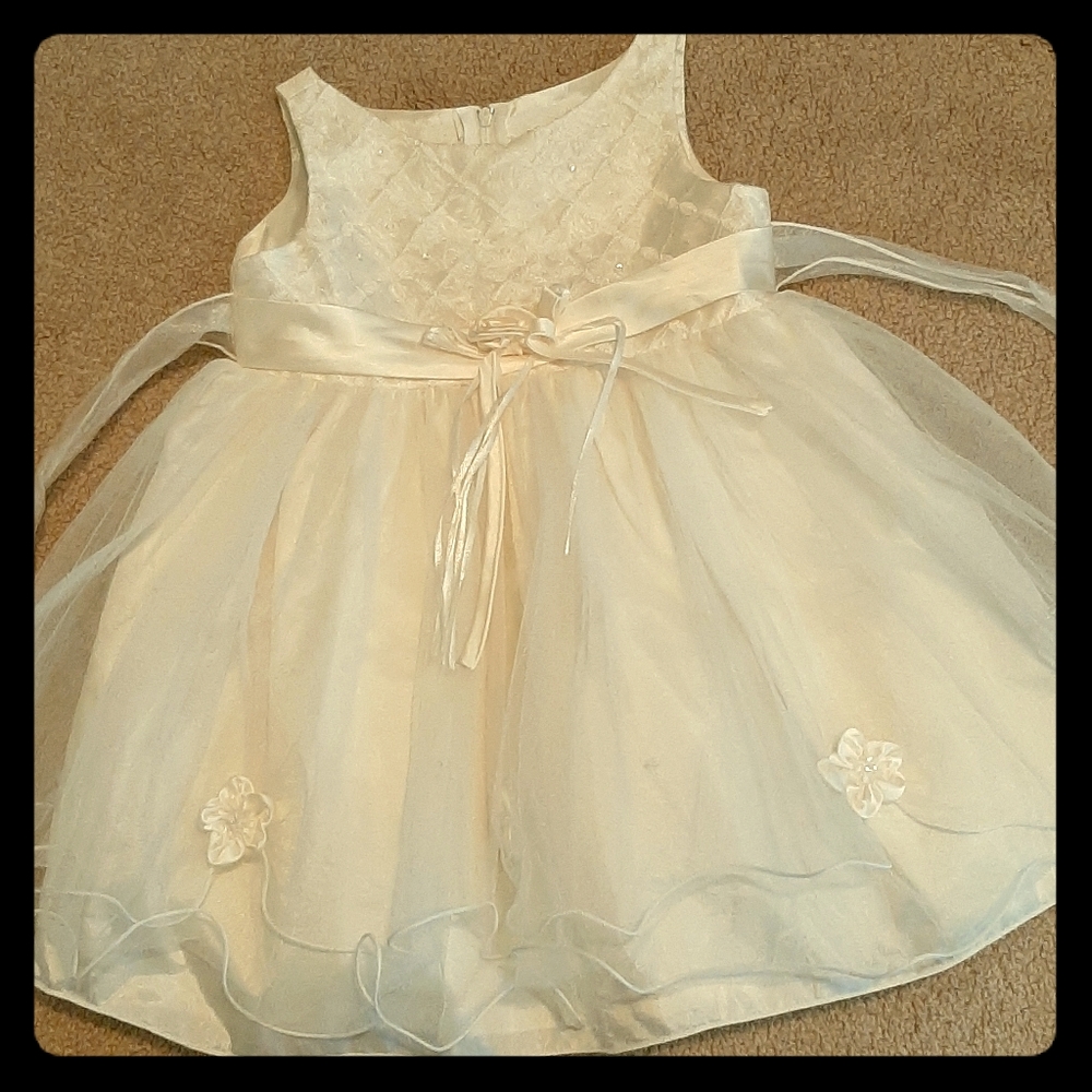Flower girl dress